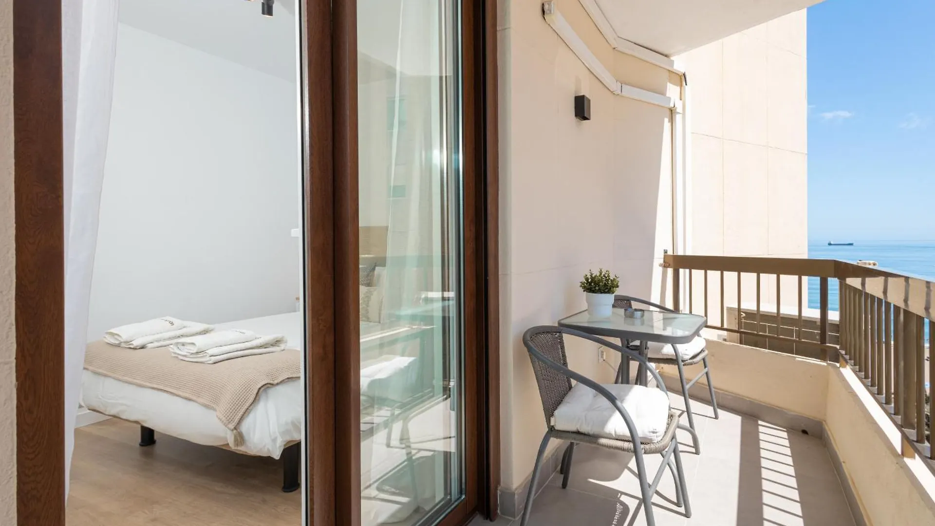C36 Elegant 2 Bdr Apt Amazing Views Málaga Spanyolország